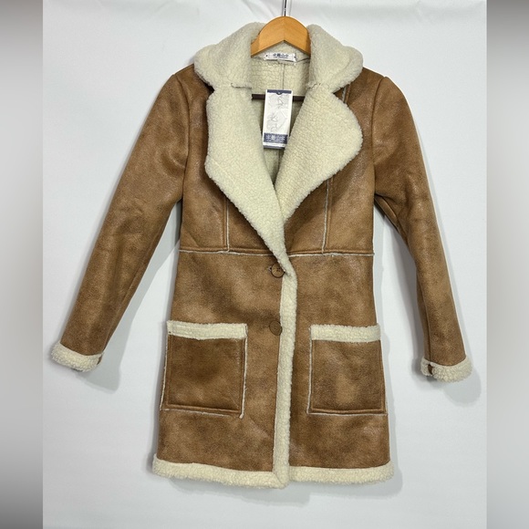 LNK LANDSCAPE Sherpa Shearling Jacket Camel and cream collared Sz Small - Picture 1 of 16